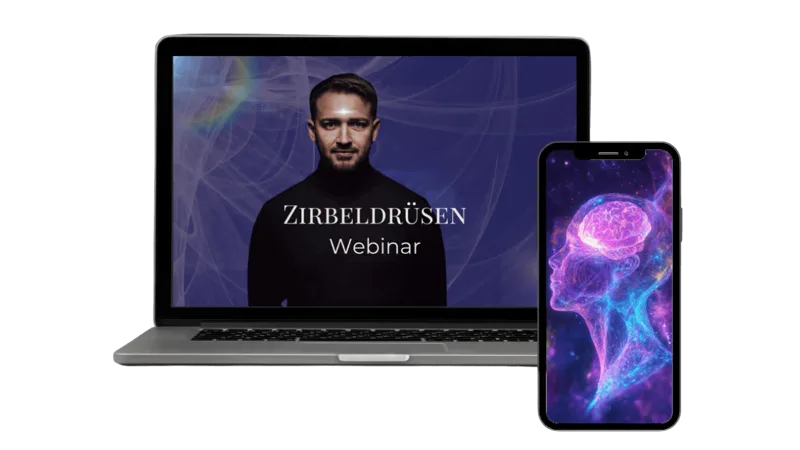 Andreas Schwarz vor einem Bildschirm mit violettem Lichtmotiv, Zirbeldrüsen-Webinar